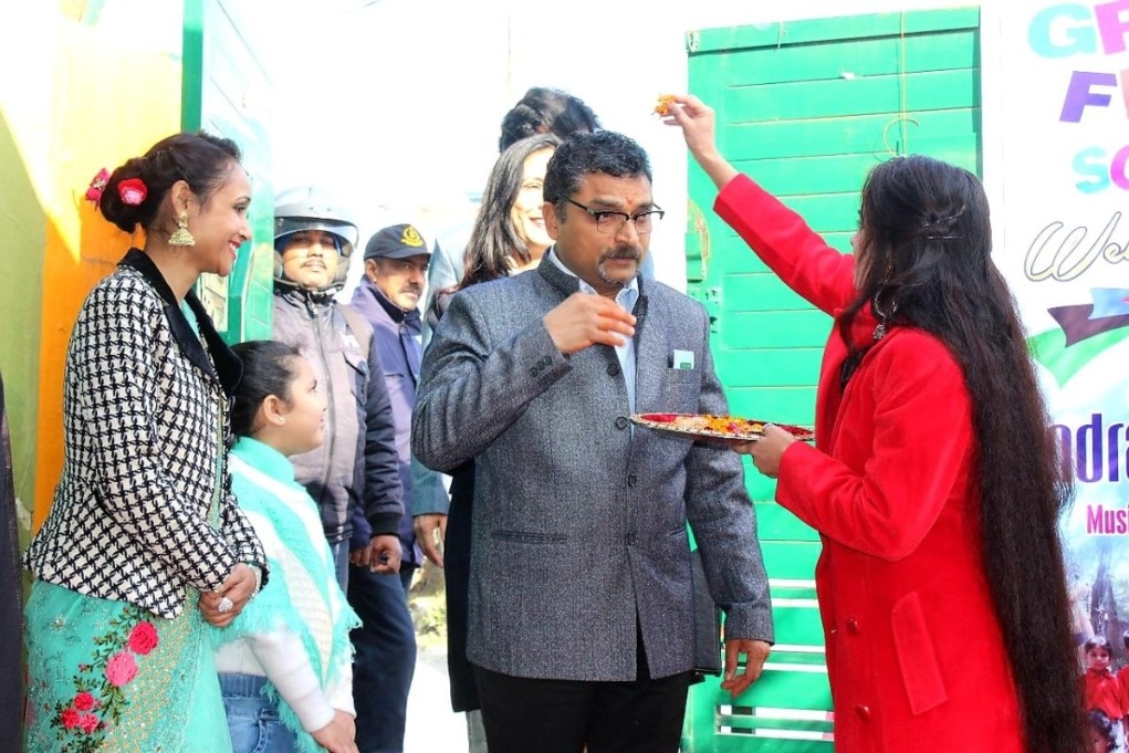 Dr. Charitesh Gupta